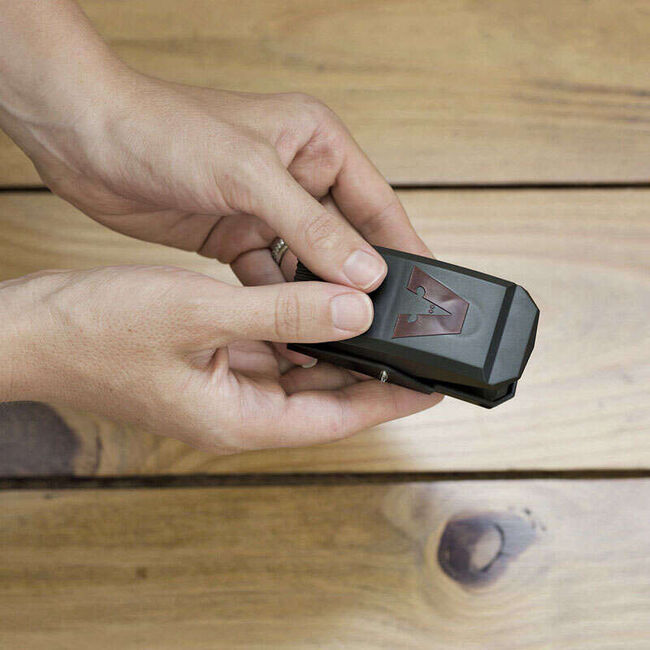 Victor Pest Quick-Set Small Snap Trap for Mice - 2-Pack image number null